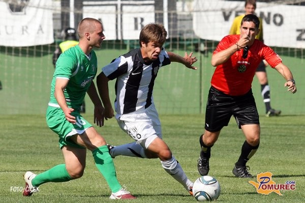 Muro 05 nadigrala tudi Olimpija, v nedeljo mora pasti Aluminij